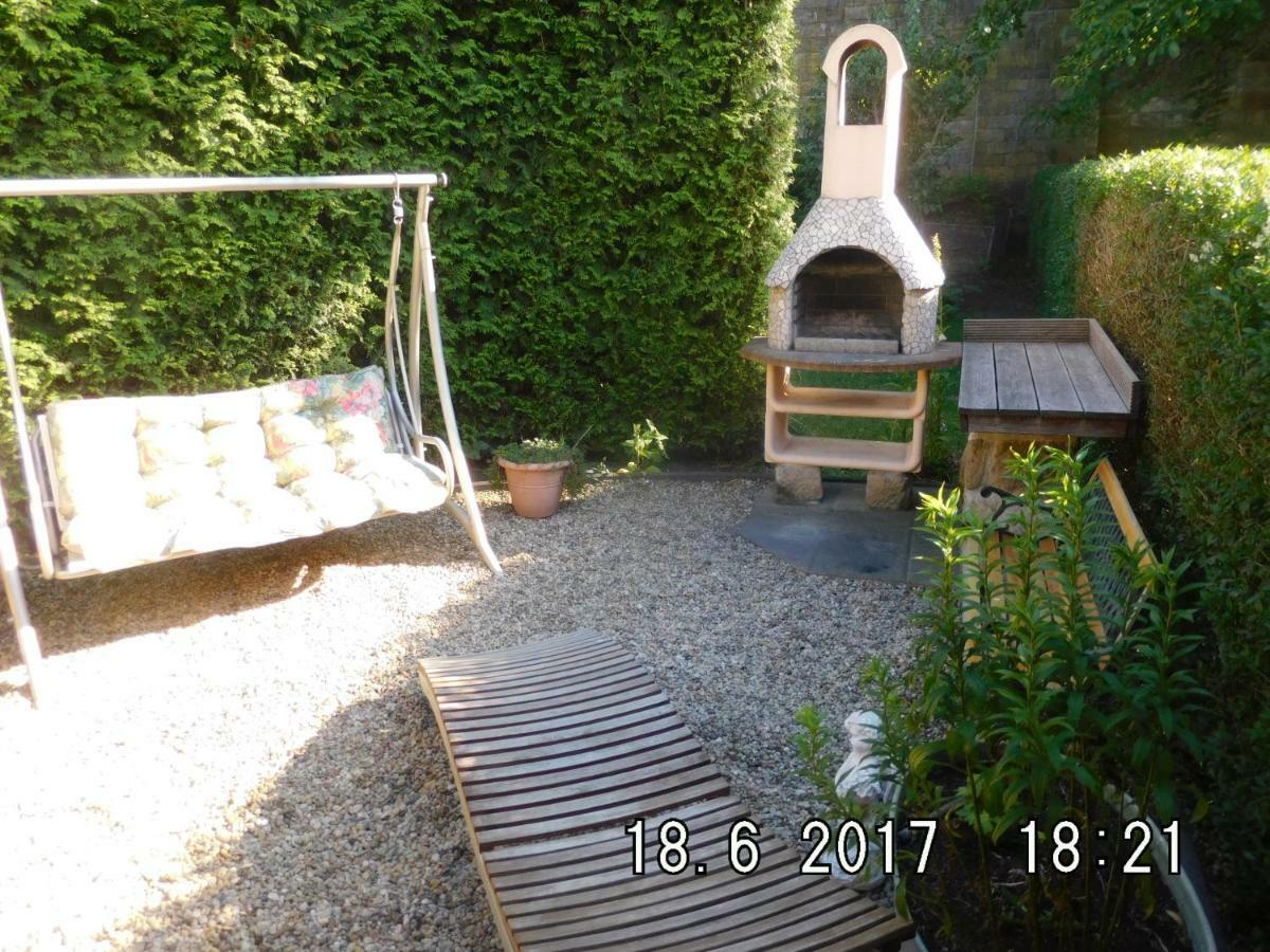 Ferienwohnung Am Schloss 톨거우 외부 사진