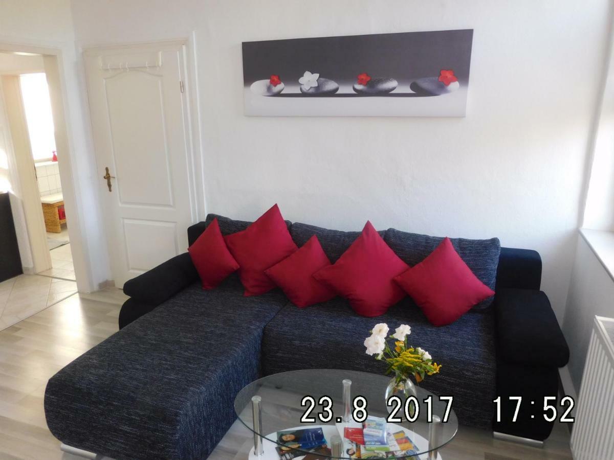 Ferienwohnung Am Schloss 톨거우 외부 사진